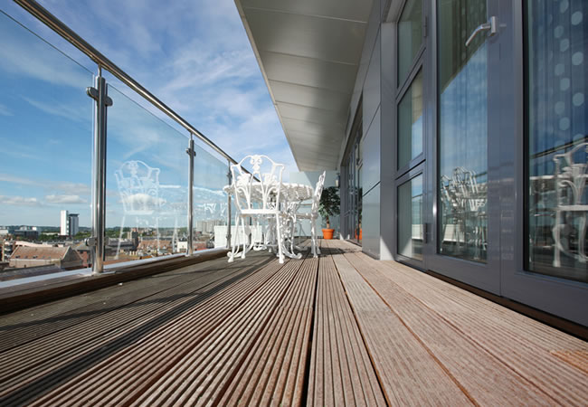 Gestaag Gestreept Shetland Glazen balustrade terras & balkon: prijs, soorten en inspiratie